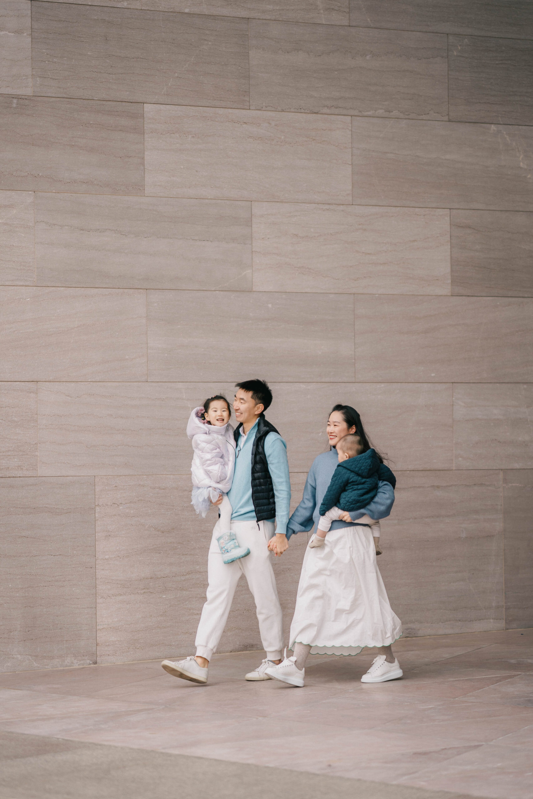 Family of Four, family photography at Washington D.C. national gallery of art